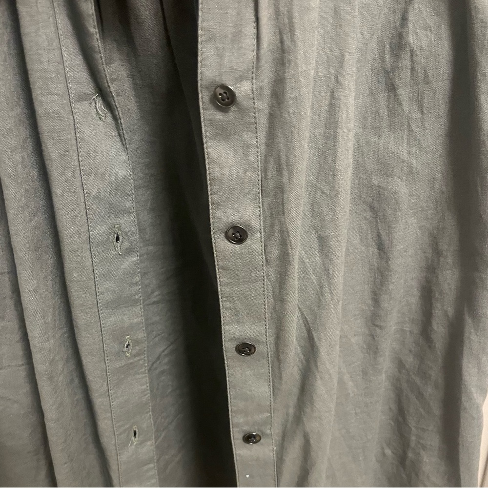 Caslon Linen Blend Button Down Shirt | XS - Picture 4 of 7